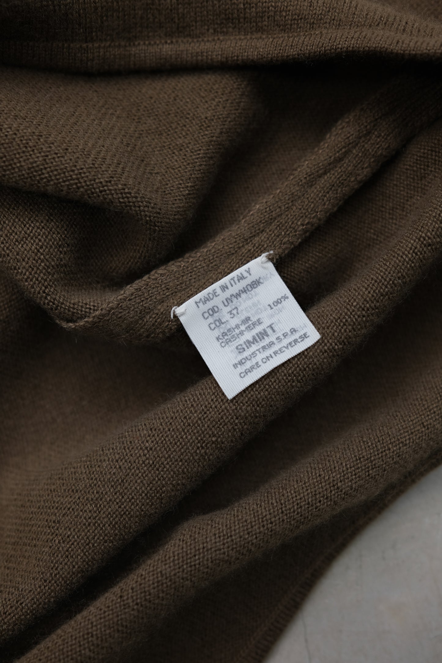 Giorgio Armani 1990s - Wrap Collar Cashmere Knit