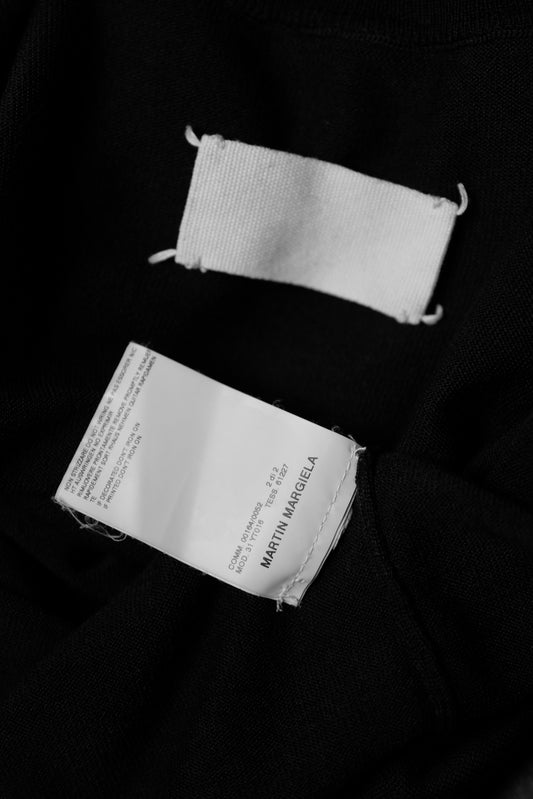Martin Margiela F/W2005 - Loop Sleeve Knit