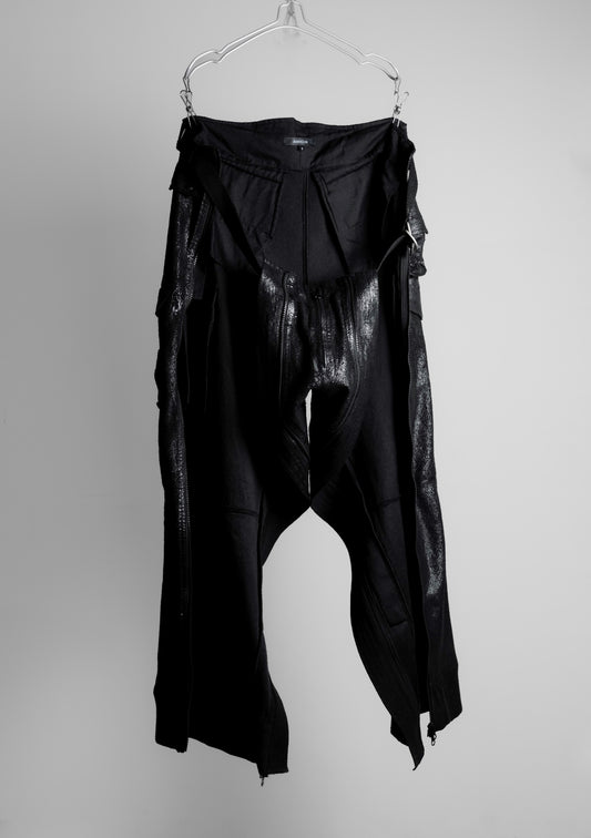 ABAHOUSE 2000s - Cracked Coated Gimmick Cargo Pants