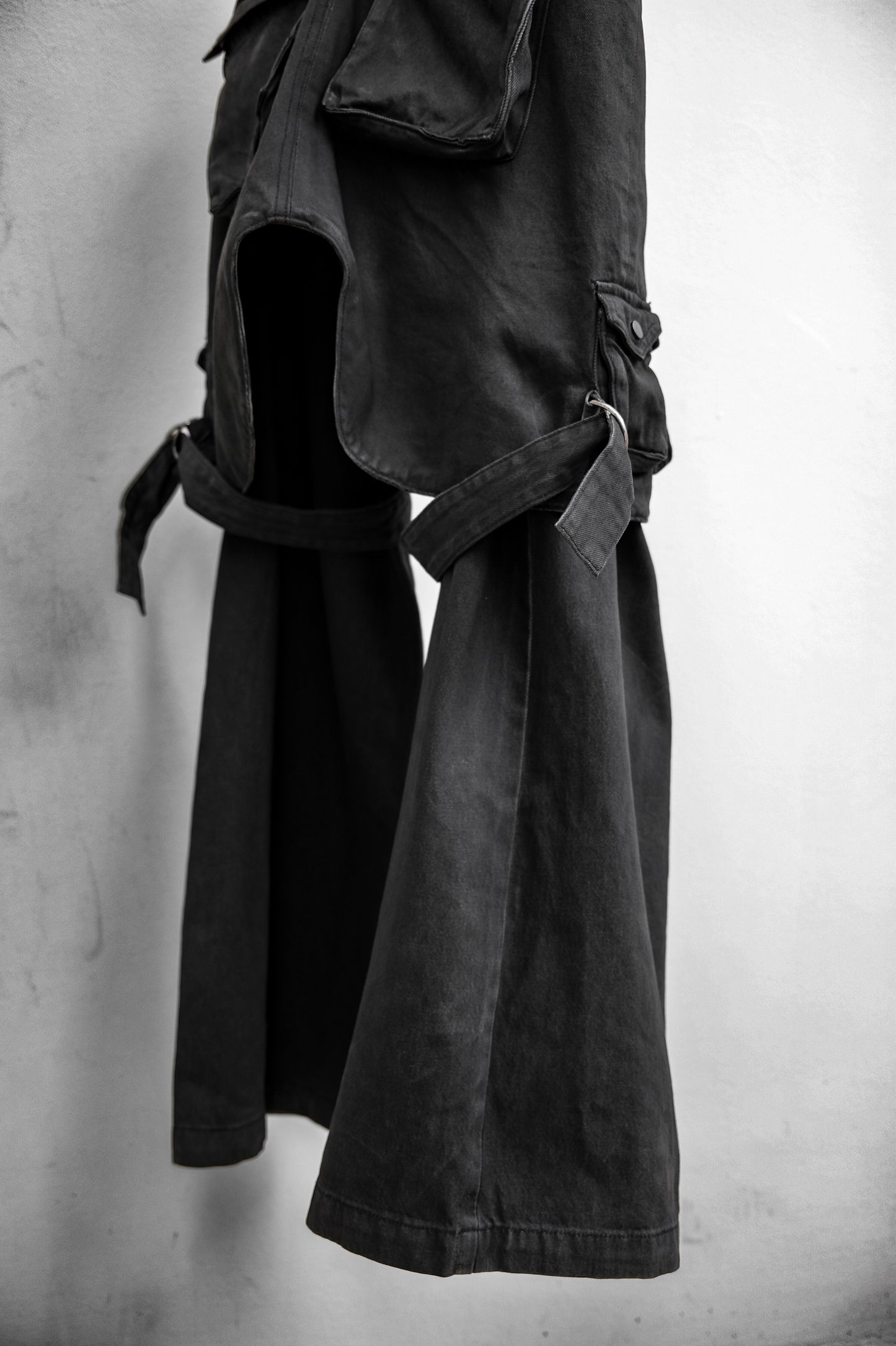 TROUBLED WATERS ACT V - Parasite Cargo Pants