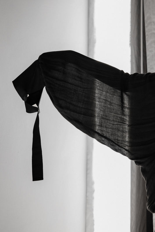 Ann Demuelemeester by Sébastien Meunier S/S2017 - Pleated Strap Blouse