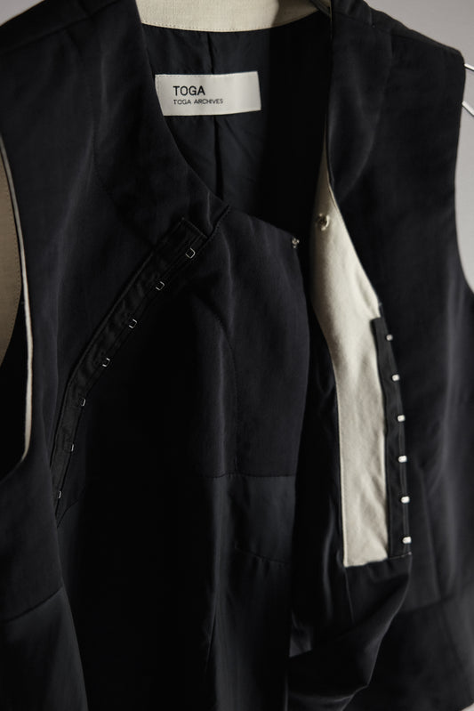TOGA ARCHIVES F/W2004 - Asymmetric Layered Hook-eyes Vest