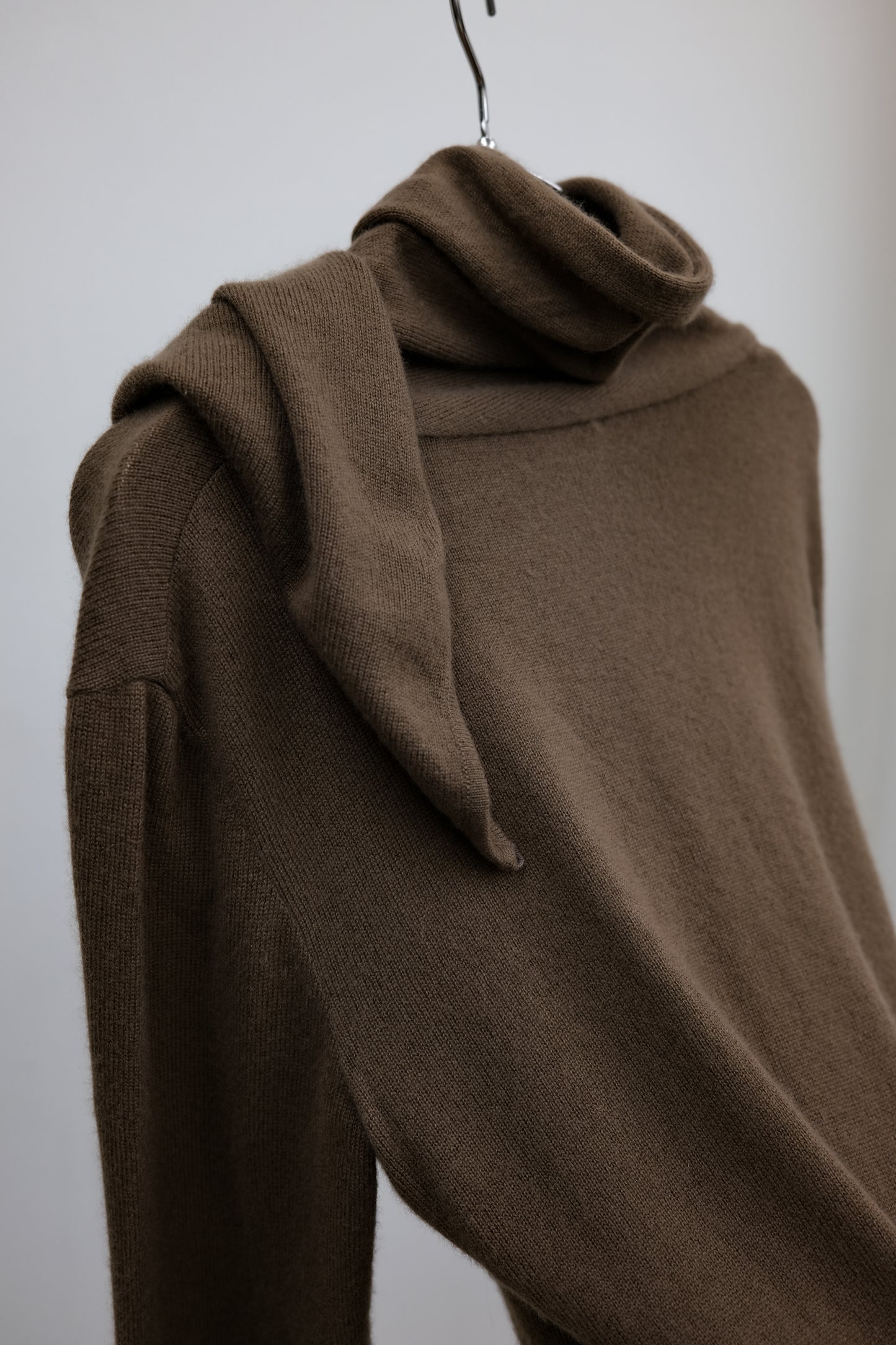 Giorgio Armani 1990s - Wrap Collar Cashmere Knit