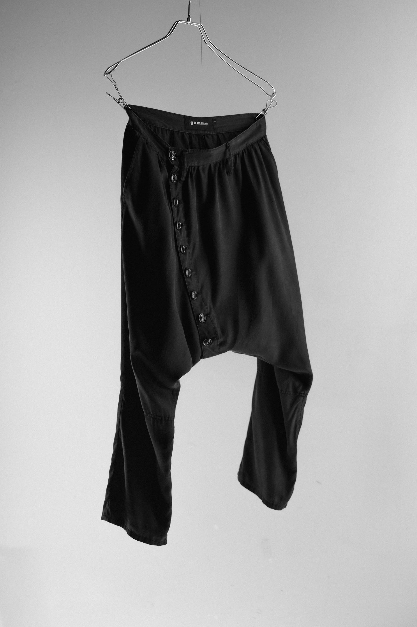 GOMME 2000s - Diagonal Button Tencel Sarouel Pants