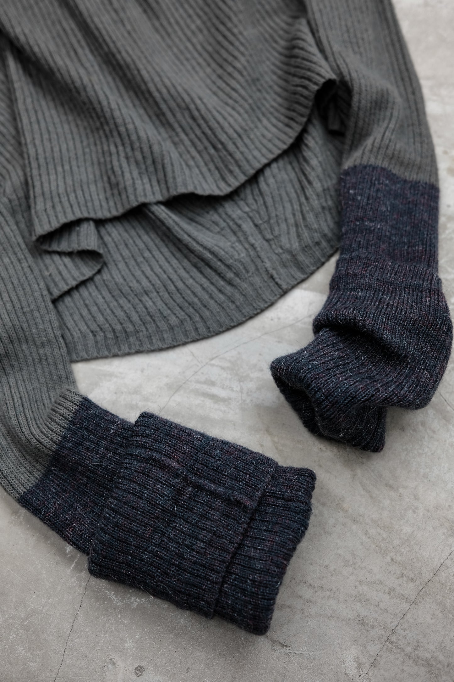 Y’s Yohji Yamamoto F/W2008 - 2-Tone Glove Sleeve Rib Knit