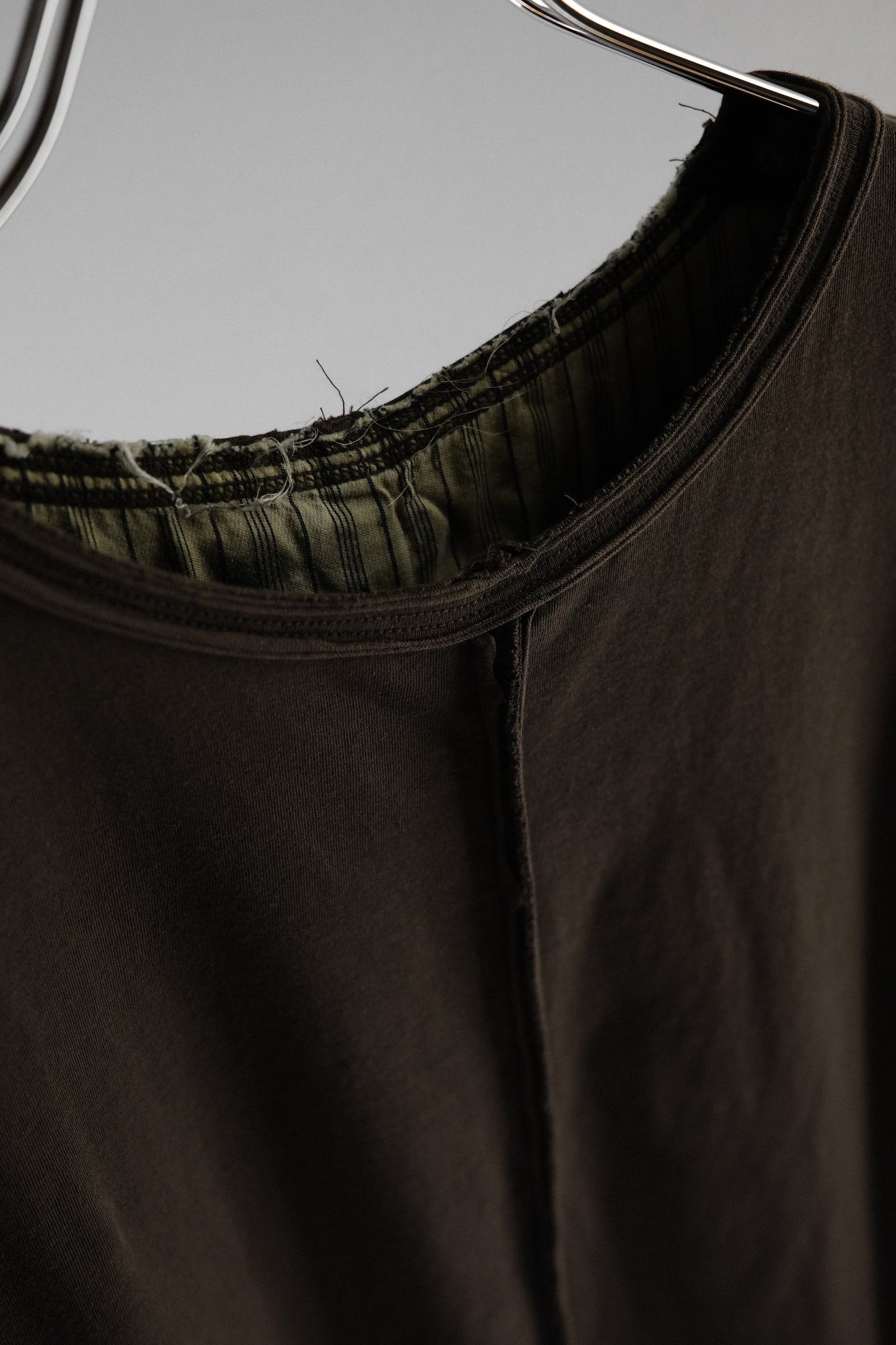 ZIGGY CHEN S/S2024 - Classic Front Seam T-Shirt