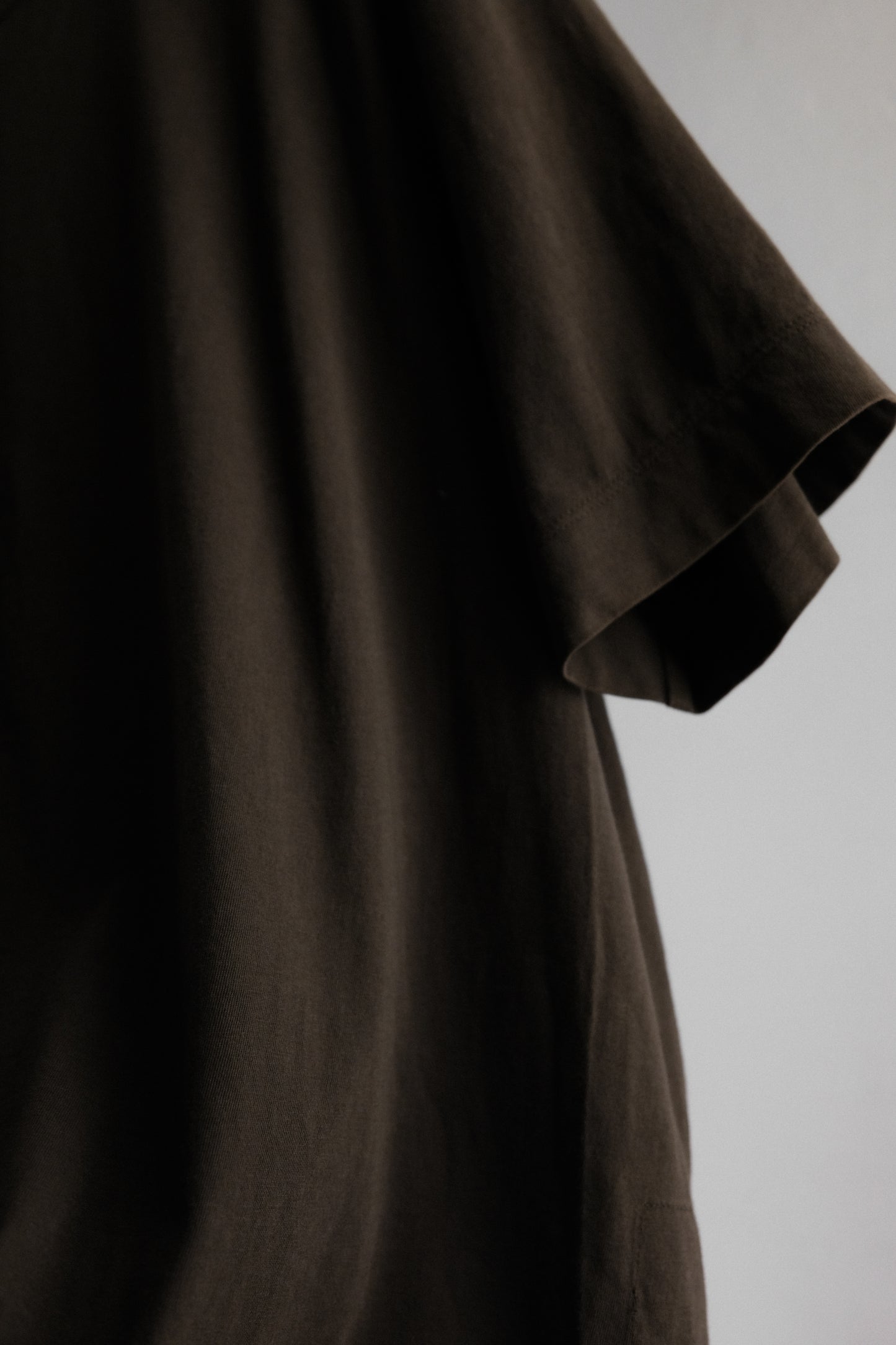 ZIGGY CHEN S/S2024 - Classic Front Seam T-Shirt