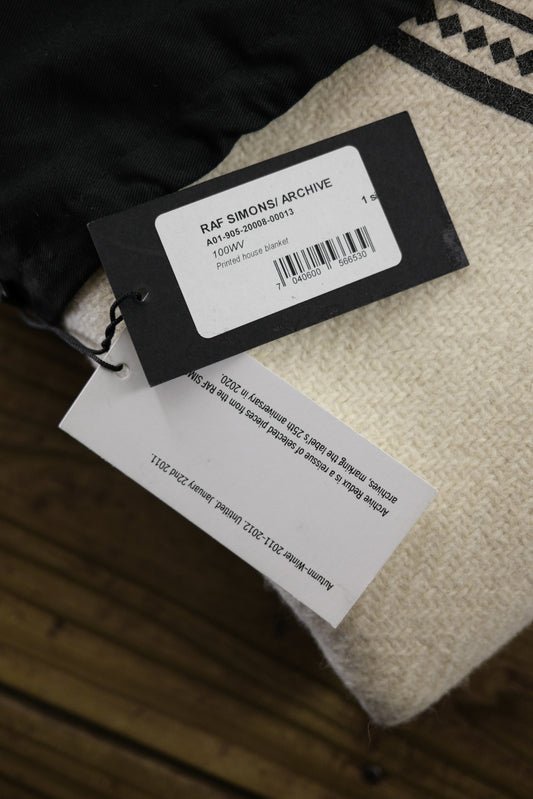 RAF SIMONS F/W2011 Archive Redux - Printed House Blanket