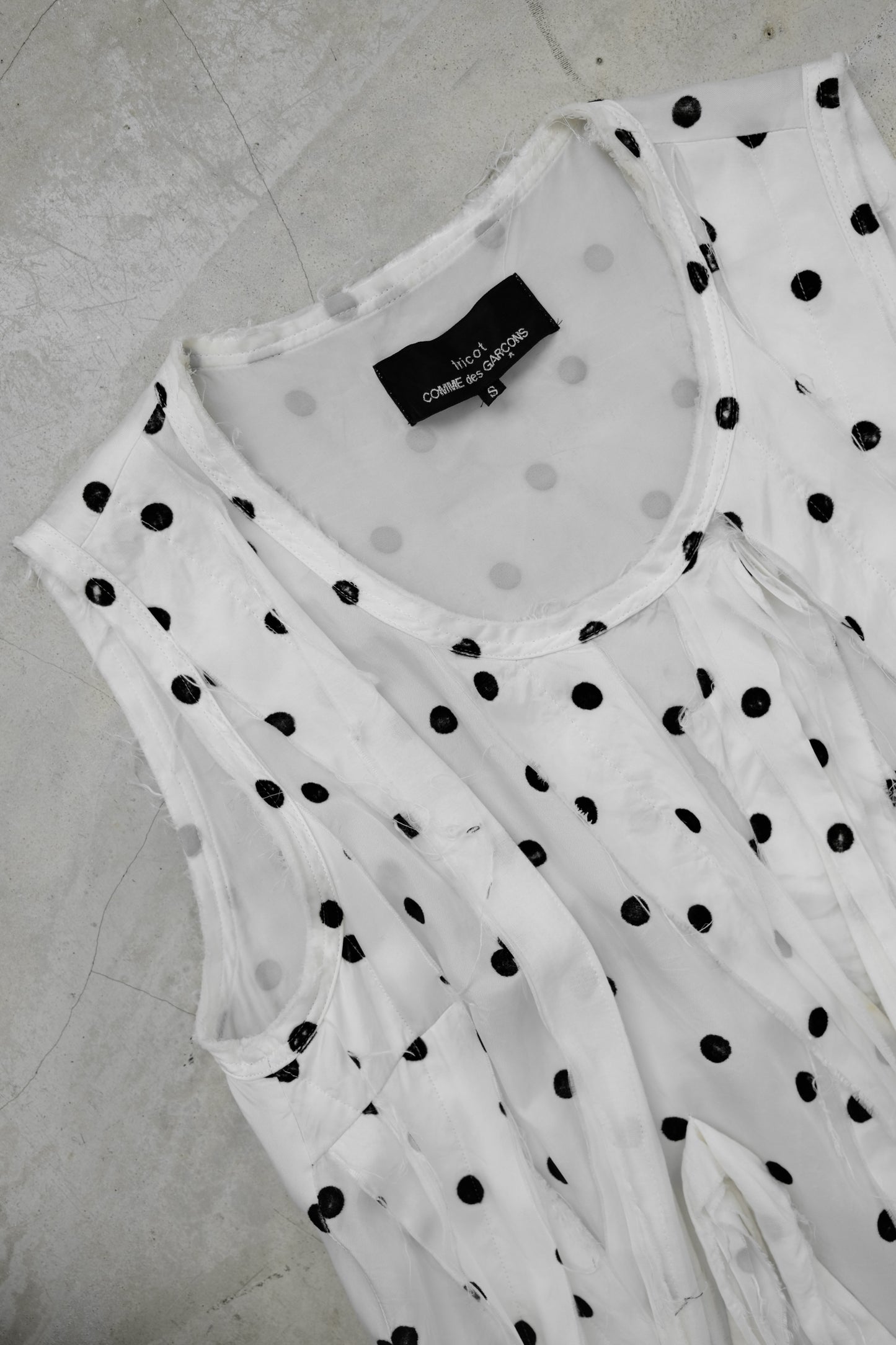 COMME des GARÇONS tricot S/S2003 - Polka Dot Fringe Vest