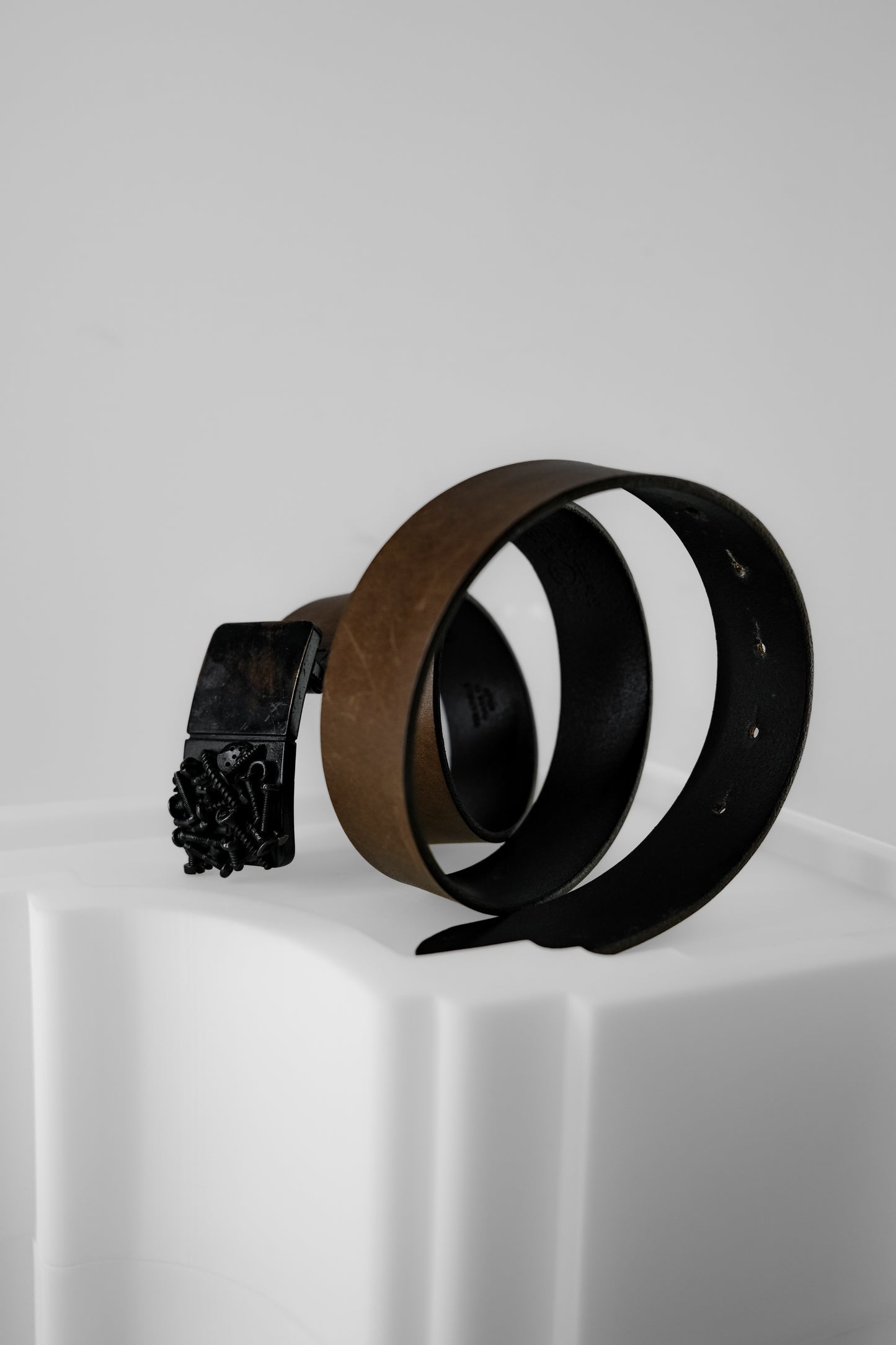 Martin Margiela ⑪ F/W2008 - Screw Buckle Leather Belt
