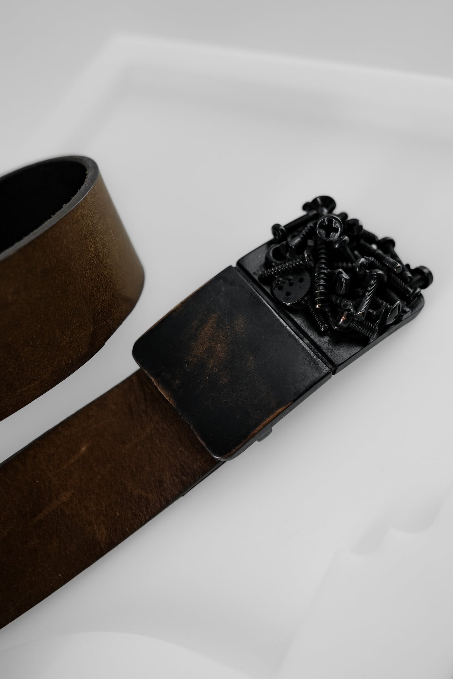 Martin Margiela ⑪ F/W2008 - Screw Buckle Leather Belt