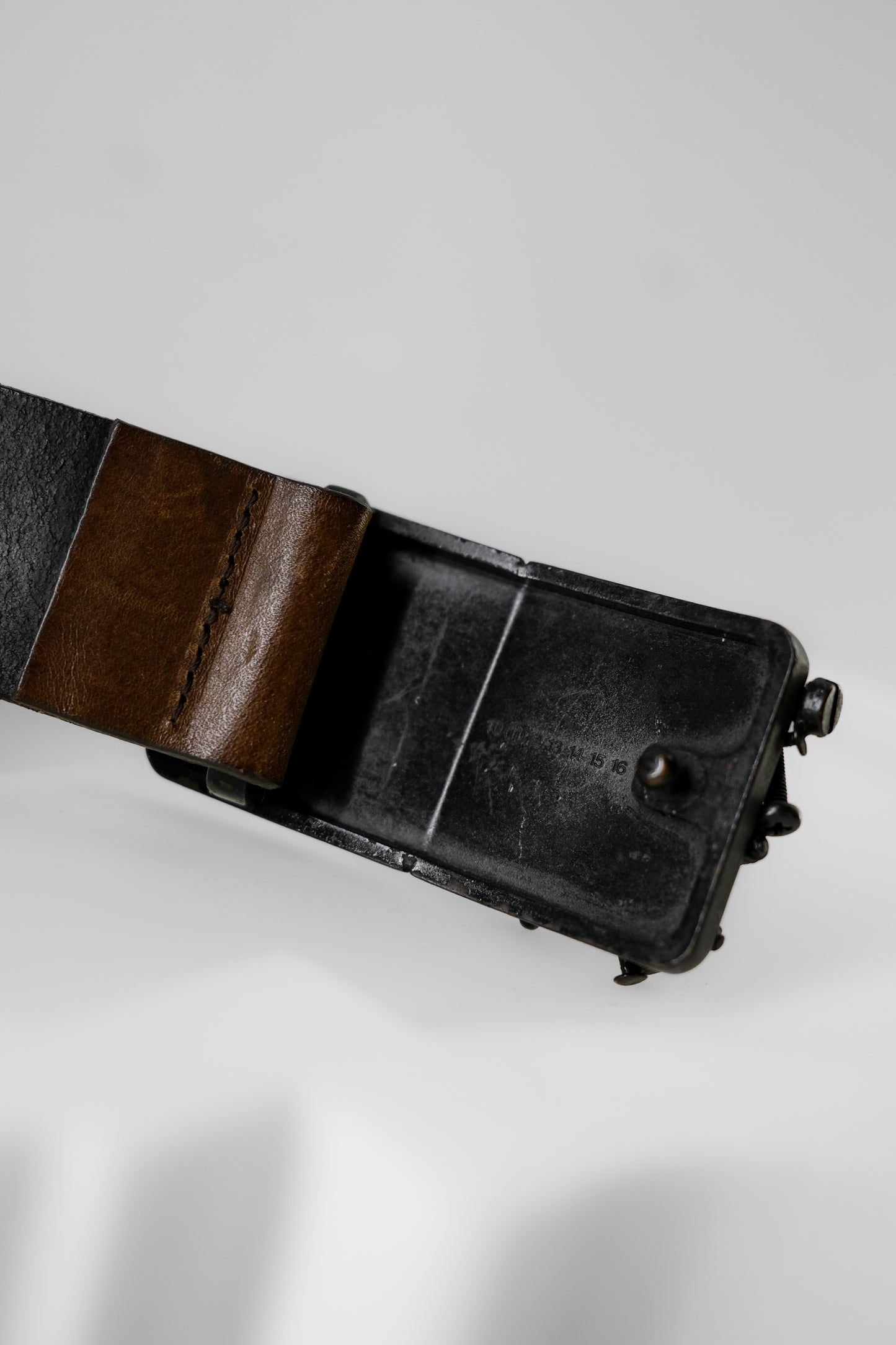 Martin Margiela ⑪ F/W2008 - Screw Buckle Leather Belt