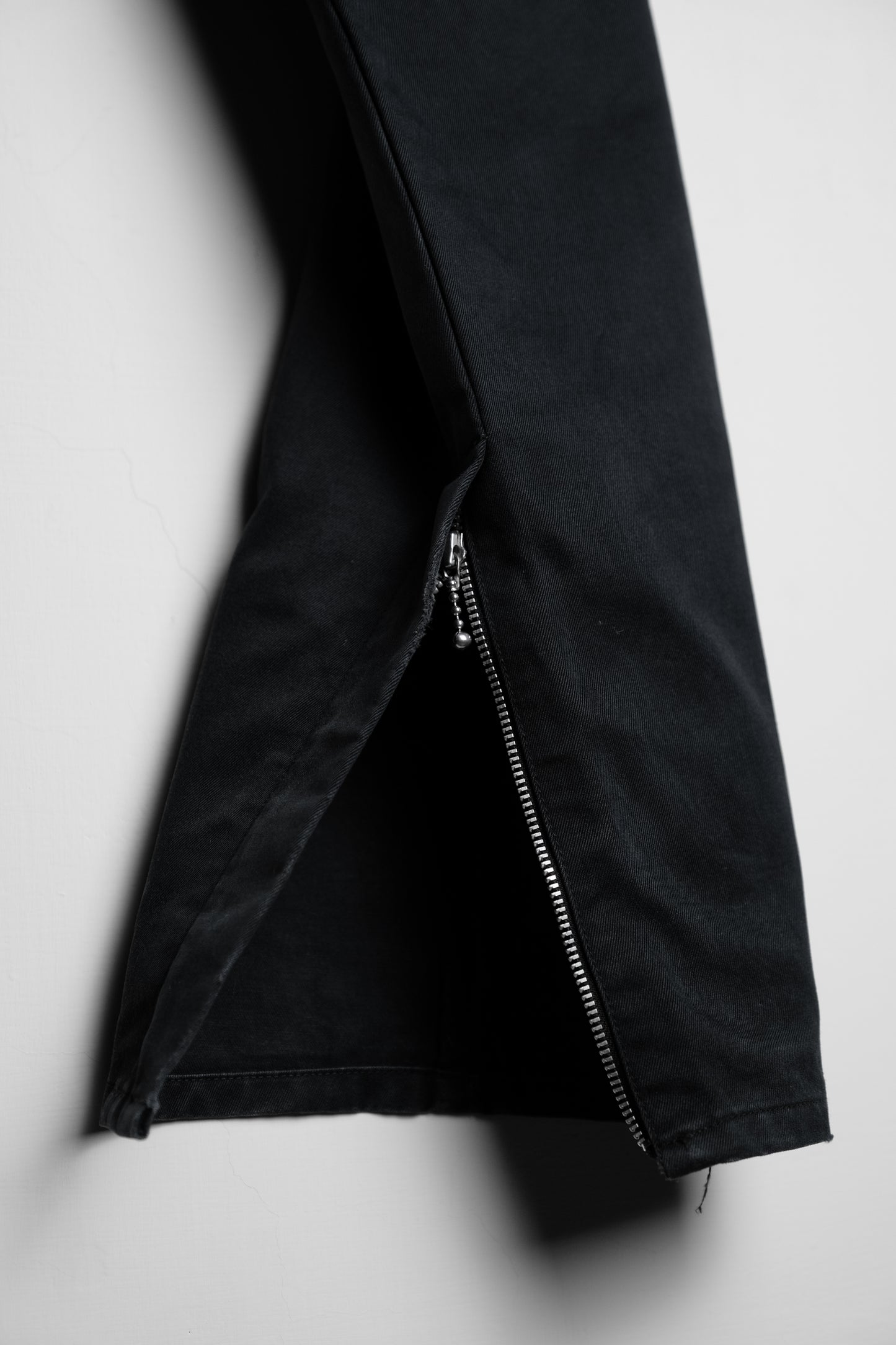 Undercover S/S2006 “T” - Zip Hem Pants