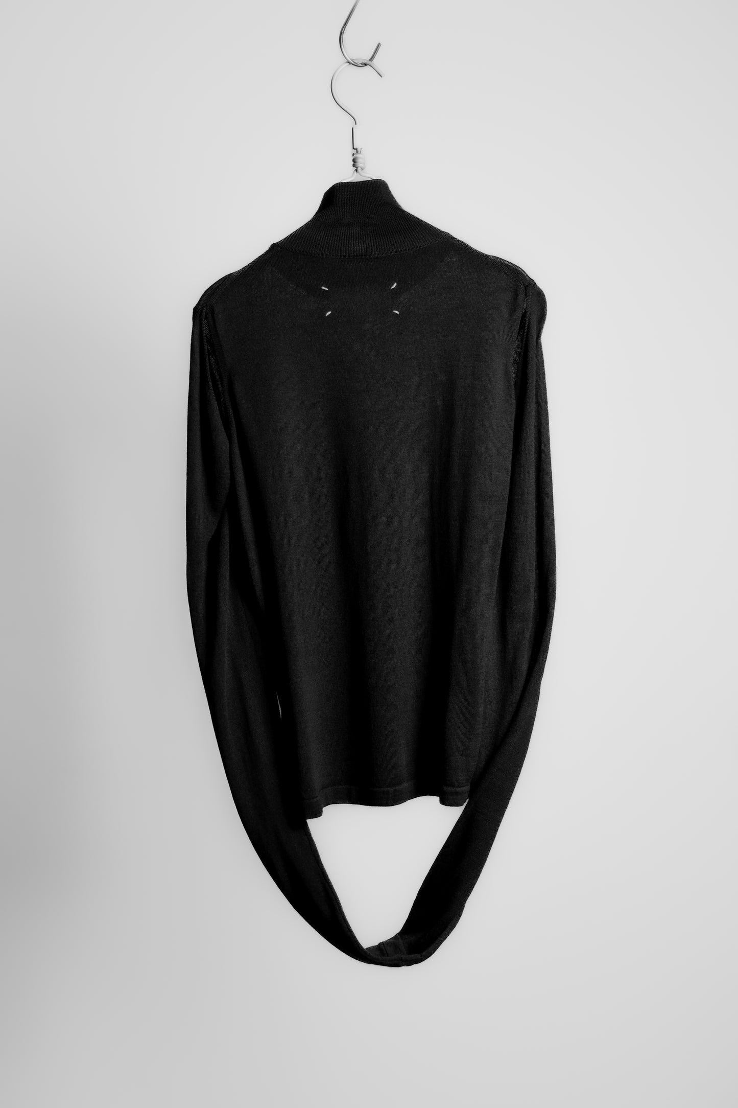 Martin Margiela F/W2005 - Loop Sleeve Knit