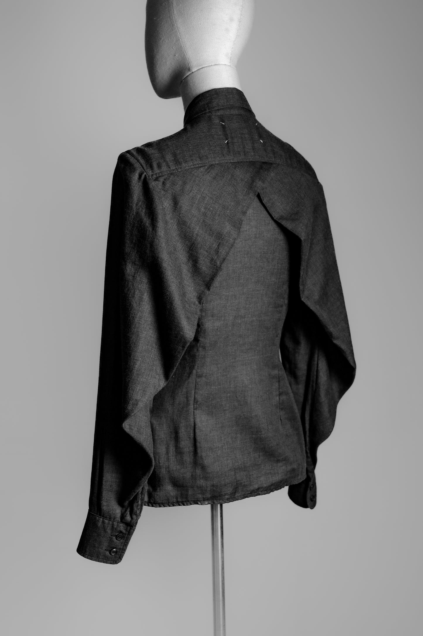 Martin Margiela F/W2007 - Split Back Sleeve Shirt