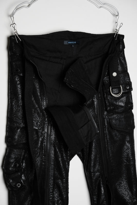 ABAHOUSE 2000s - Cracked Coated Gimmick Cargo Pants