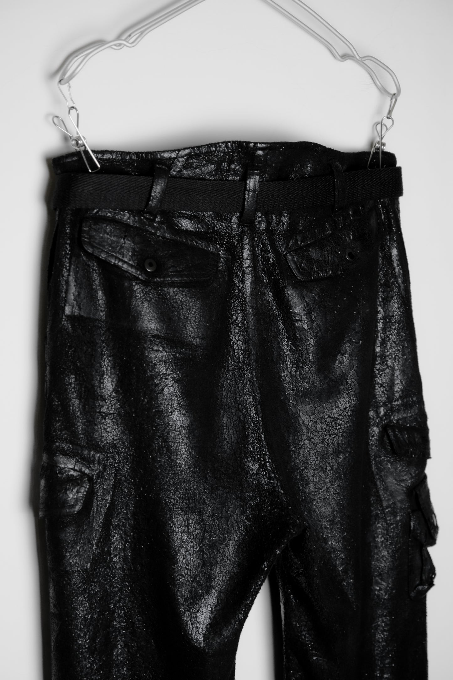 ABAHOUSE 2000s - Cracked Coated Gimmick Cargo Pants