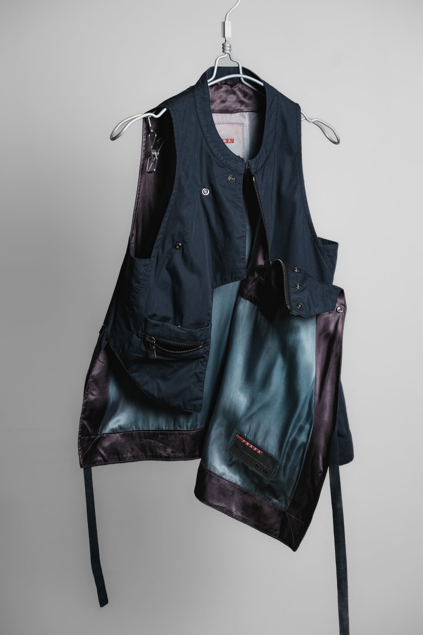 Prada Sport (Linea Rossa) 2000s - riri-zip Nylon Pullover Vest