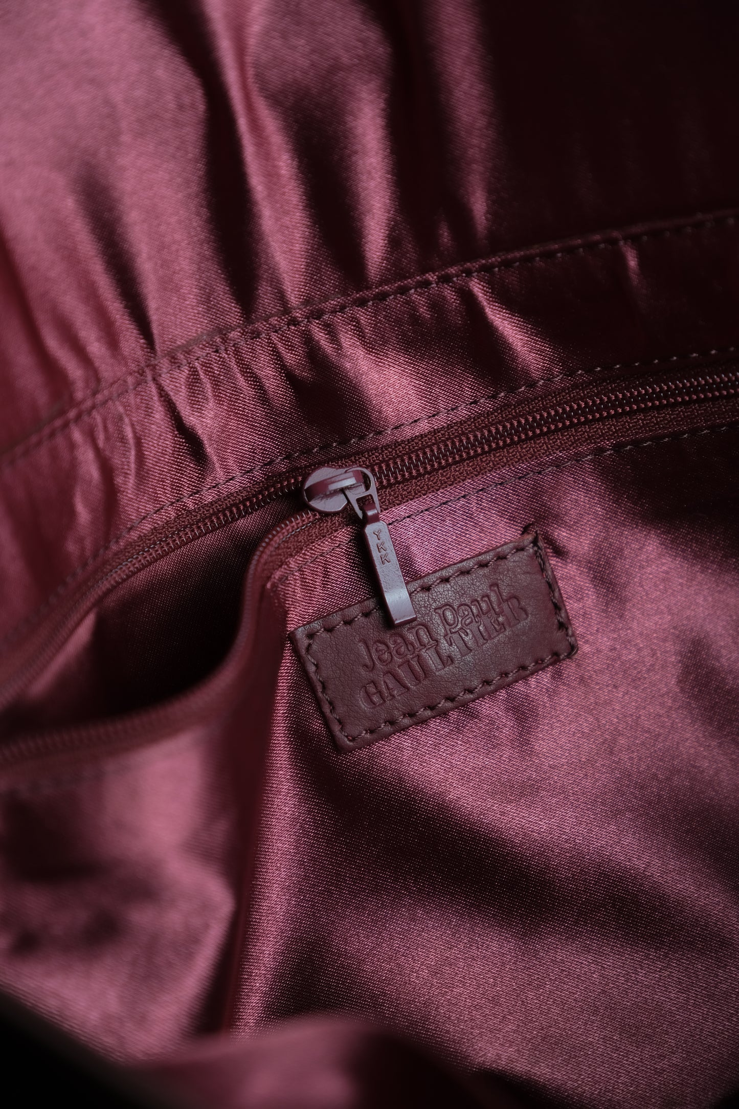 JEAN PAUL GAULTIER 1990s - Rose Embossed Handbag - Burgundy