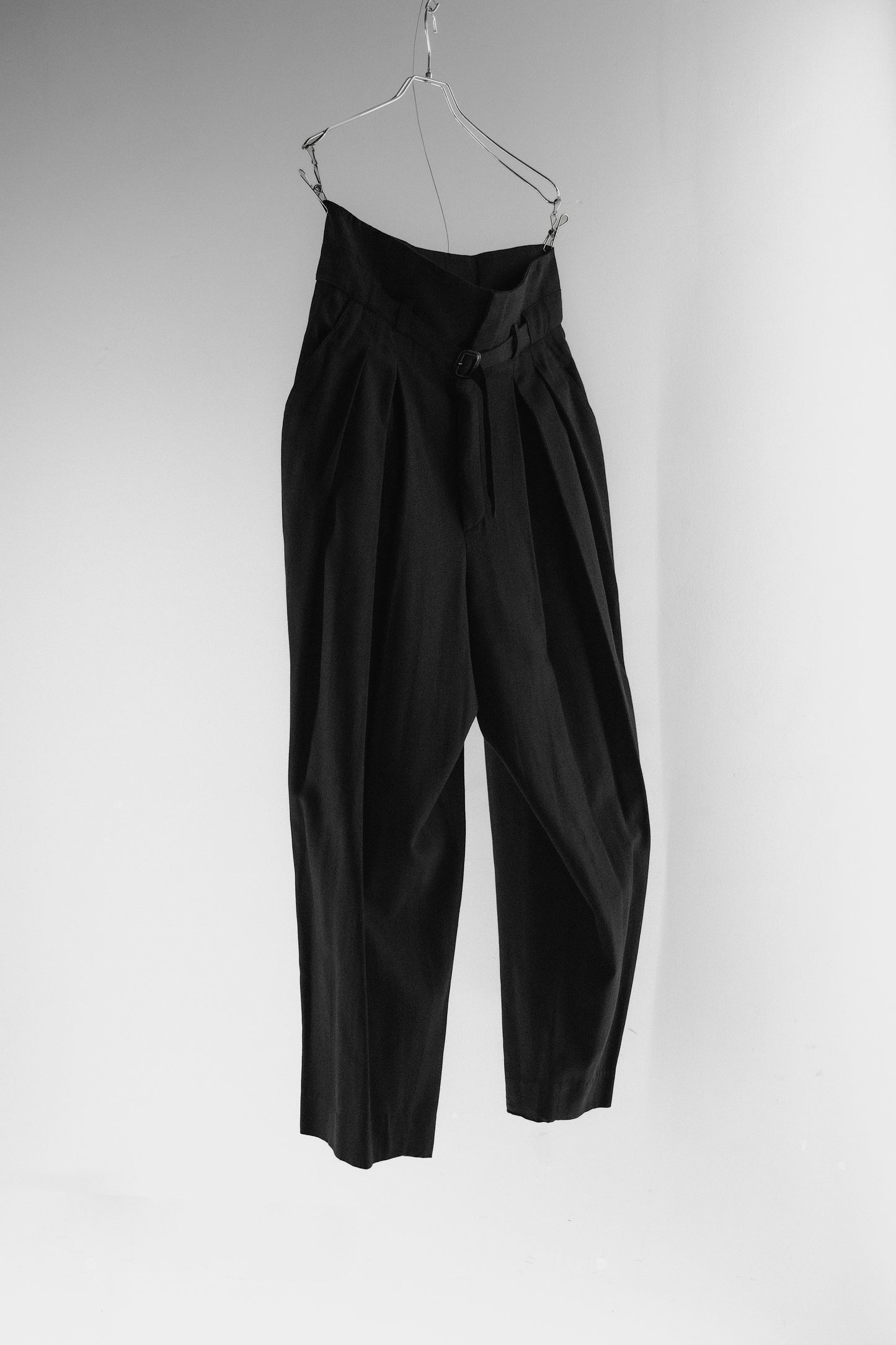 JUUN.J S/S2013 - High-Waist Tuck Pants
