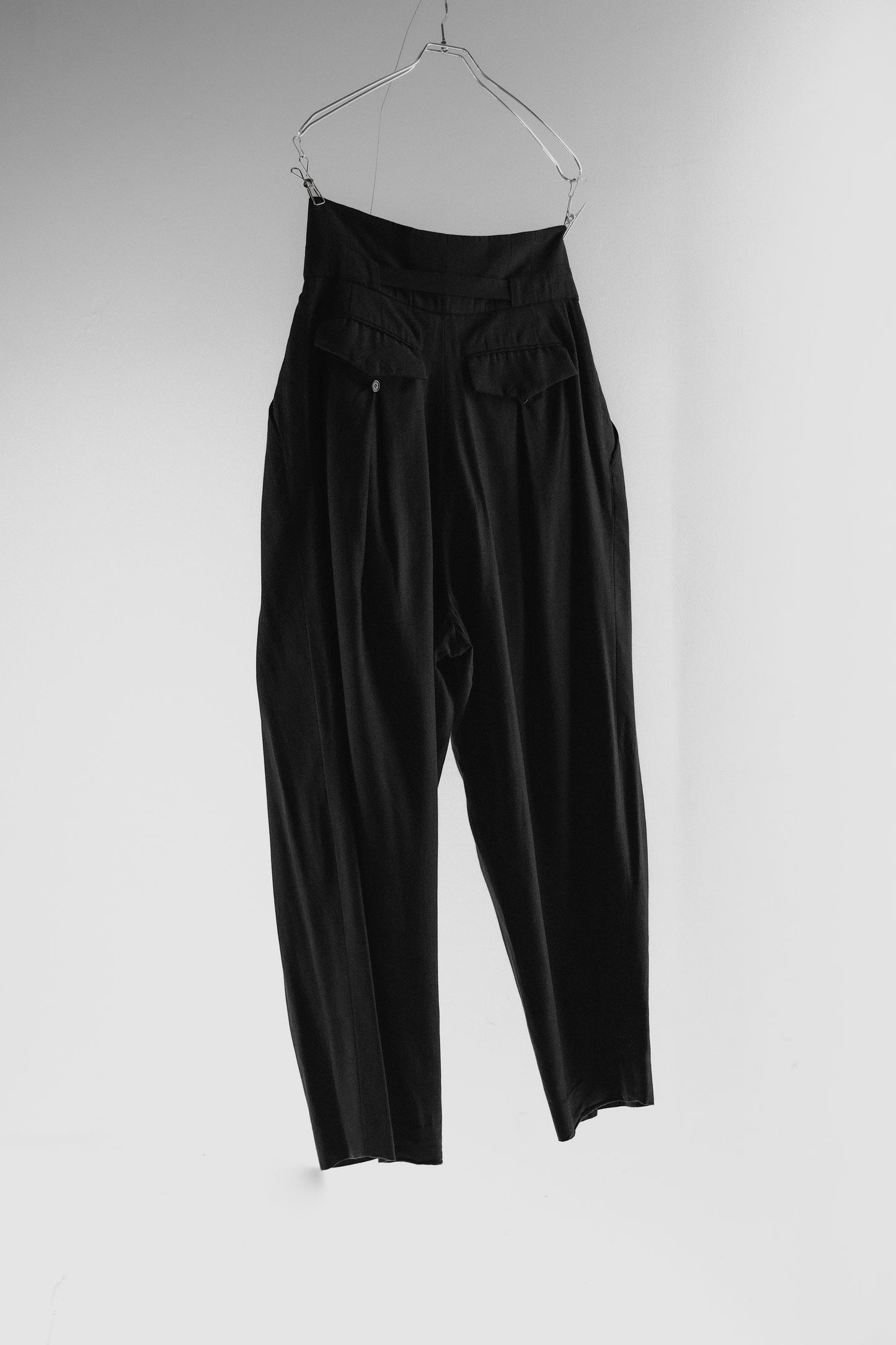 JUUN.J S/S2013 - High-Waist Tuck Pants