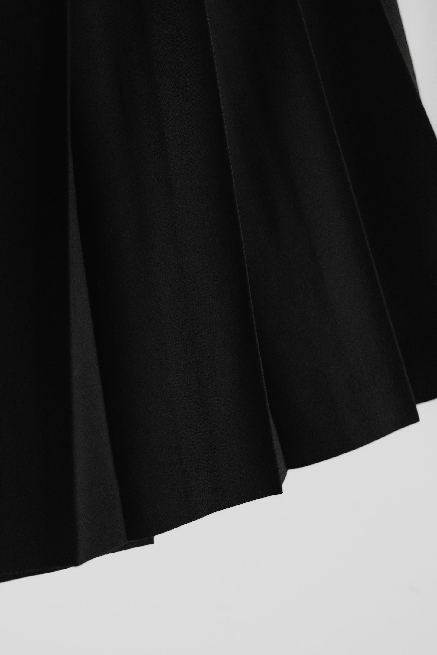 COMME des GARÇONS HOMME PLUS F/W2012 - Wool Pleated Kilt