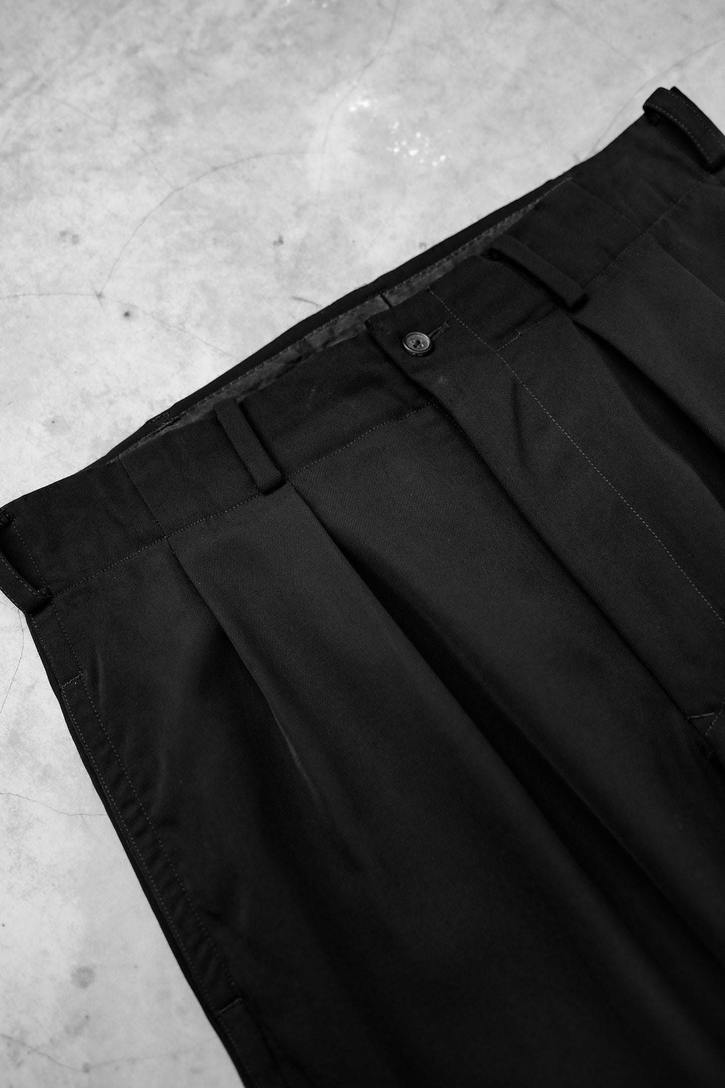 Yohji Yamamoto POUR HOMME 1980s - Wool Gabardine Tapered Trousers