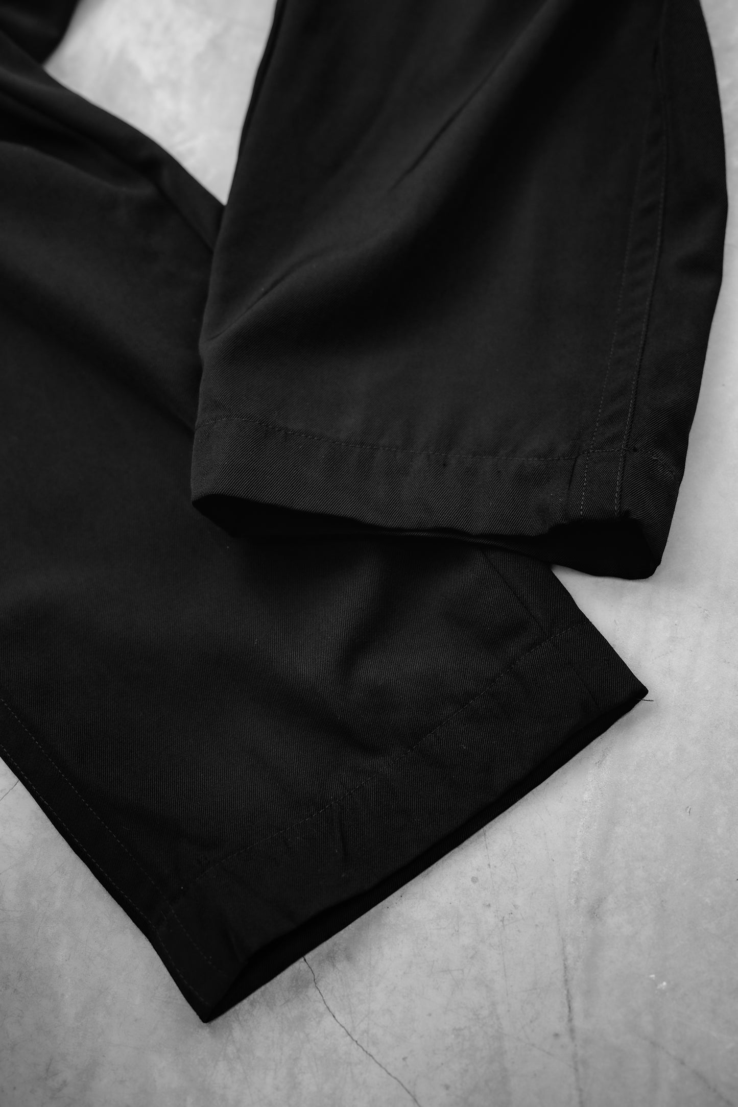 Yohji Yamamoto POUR HOMME 1980s - Wool Gabardine Tapered Trousers