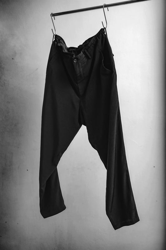 Yohji Yamamoto POUR HOMME S/S2024 - Tapered-Leg Cropped Trousers