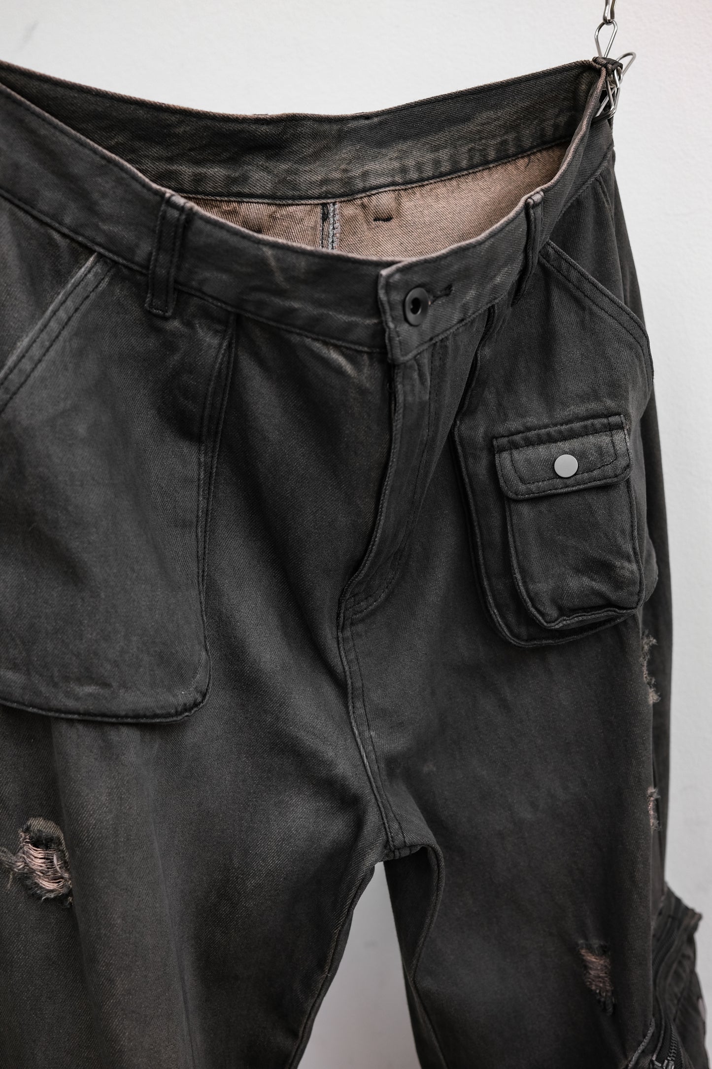 TROUBLED WATERS ACT V - Safari Cargo Pants