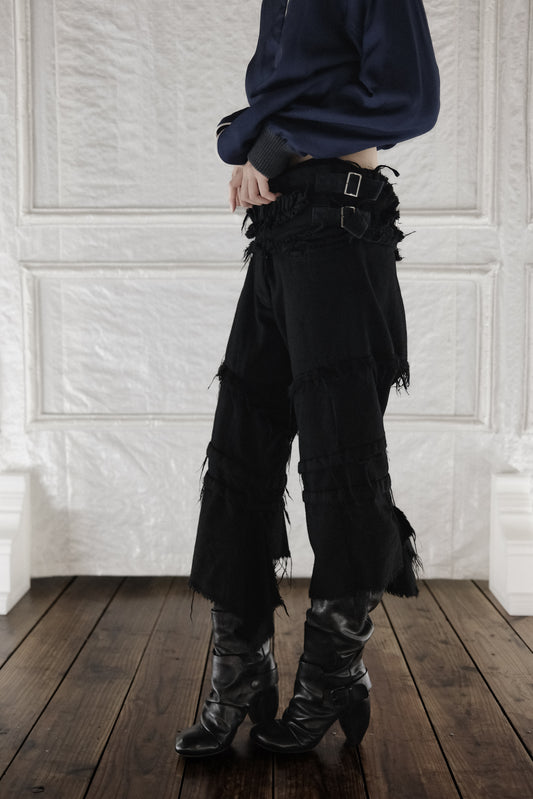 COMME des GARÇONS TAO F/W2008 - Frayed Buckle Cropeed Pants