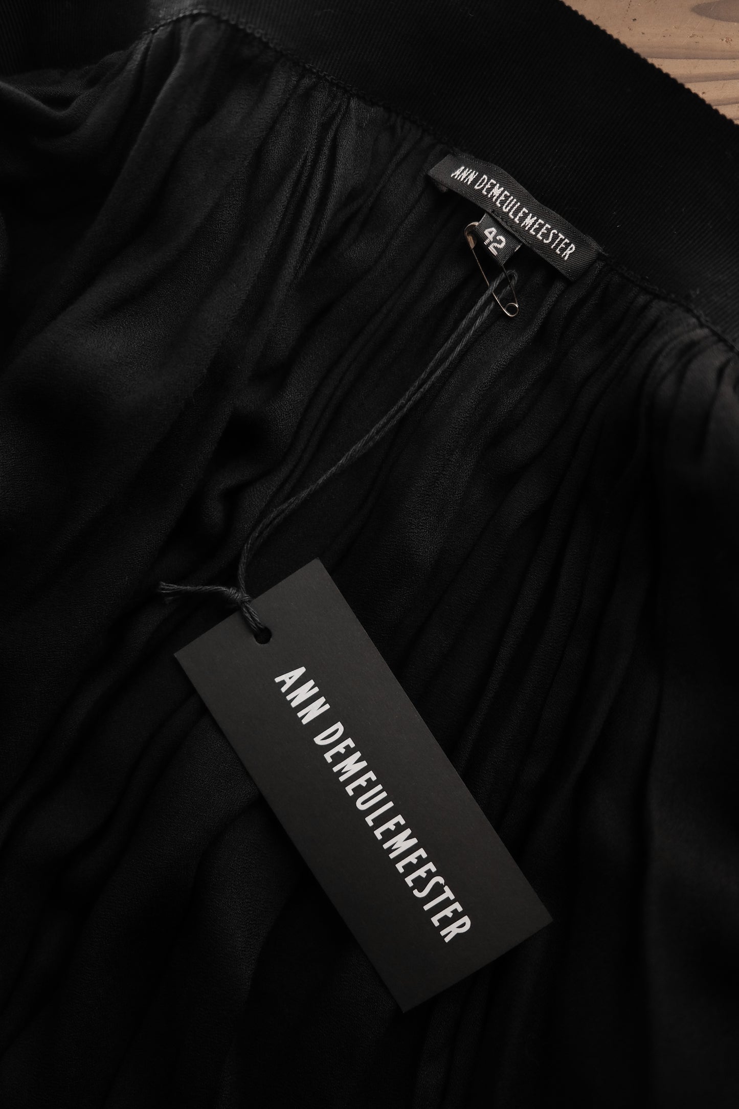 Ann Demuelemeester by Sébastien Meunier S/S2017 - Pleated Strap Blouse