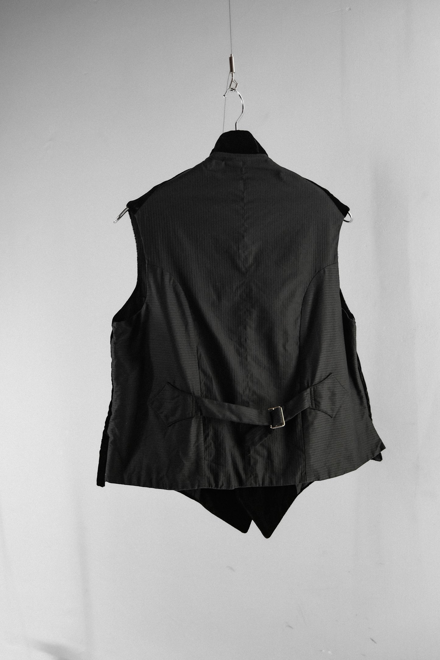 John Alexander Skelton F/W2022 - Velvet Double Breasted Waistcoat