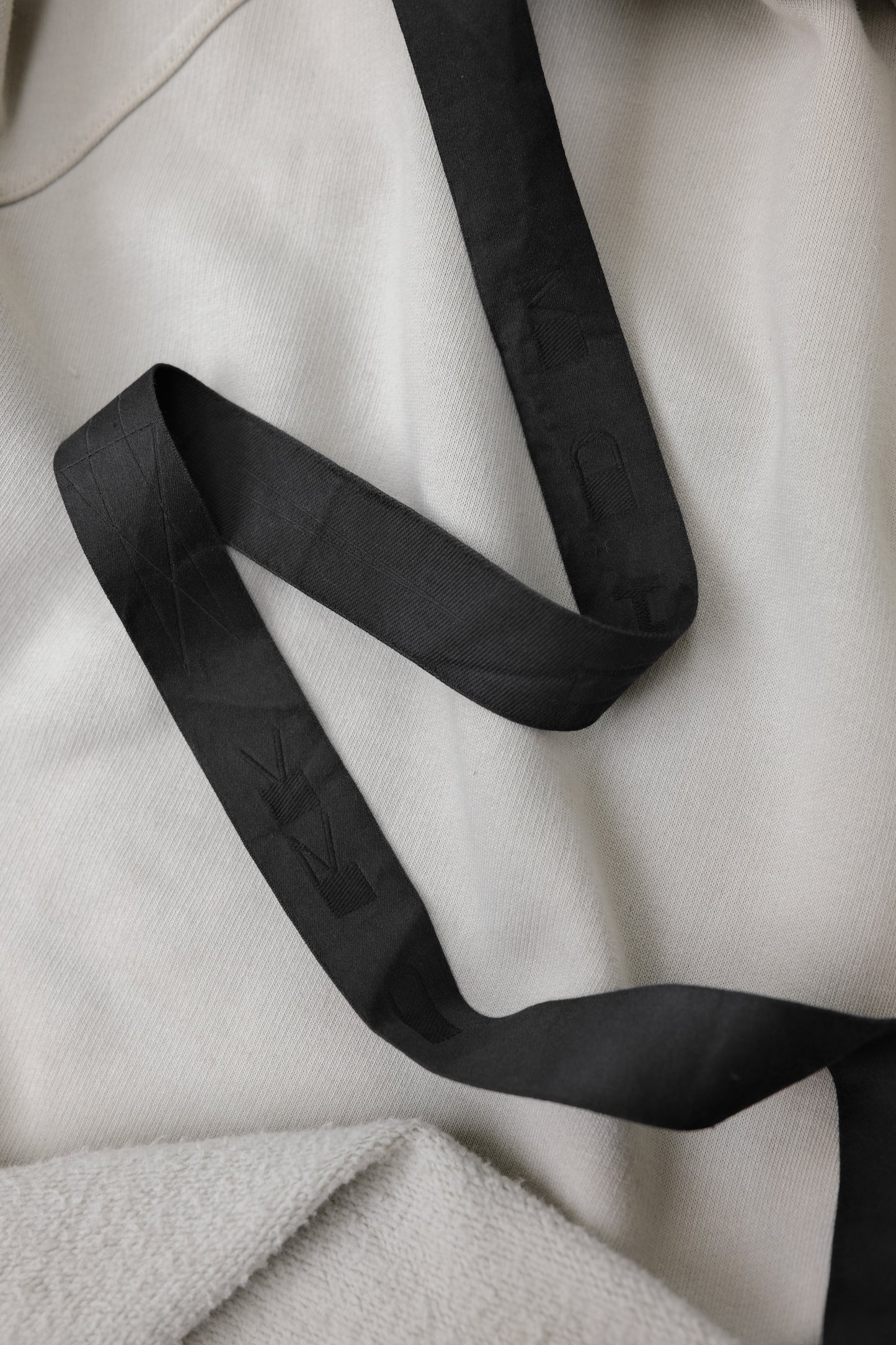 Rick Owens DRKSHDW F/W2010 - Druid Mountain Hooded Vest - Pearl