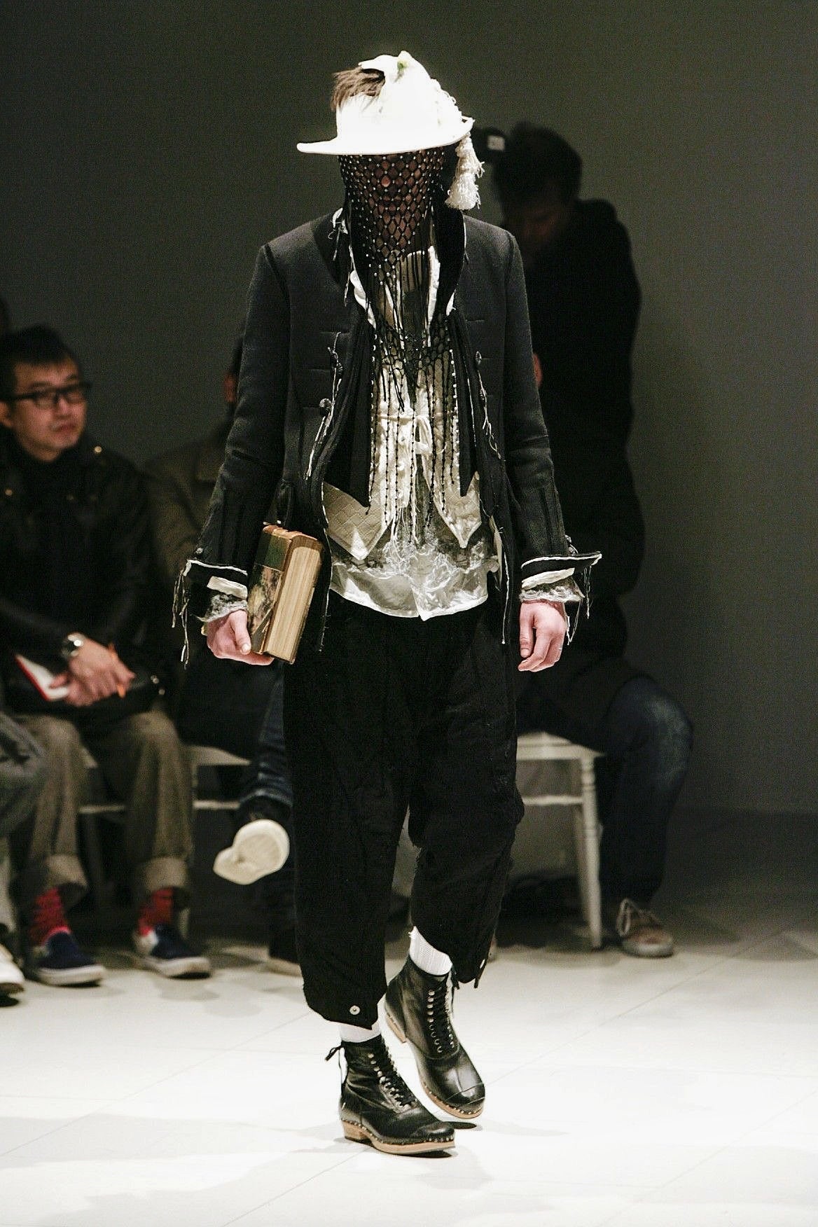 Number (N)ine F/W2009 “A CLOSE FEELING” - Velvet-Trim Silk / Cotton Shirt