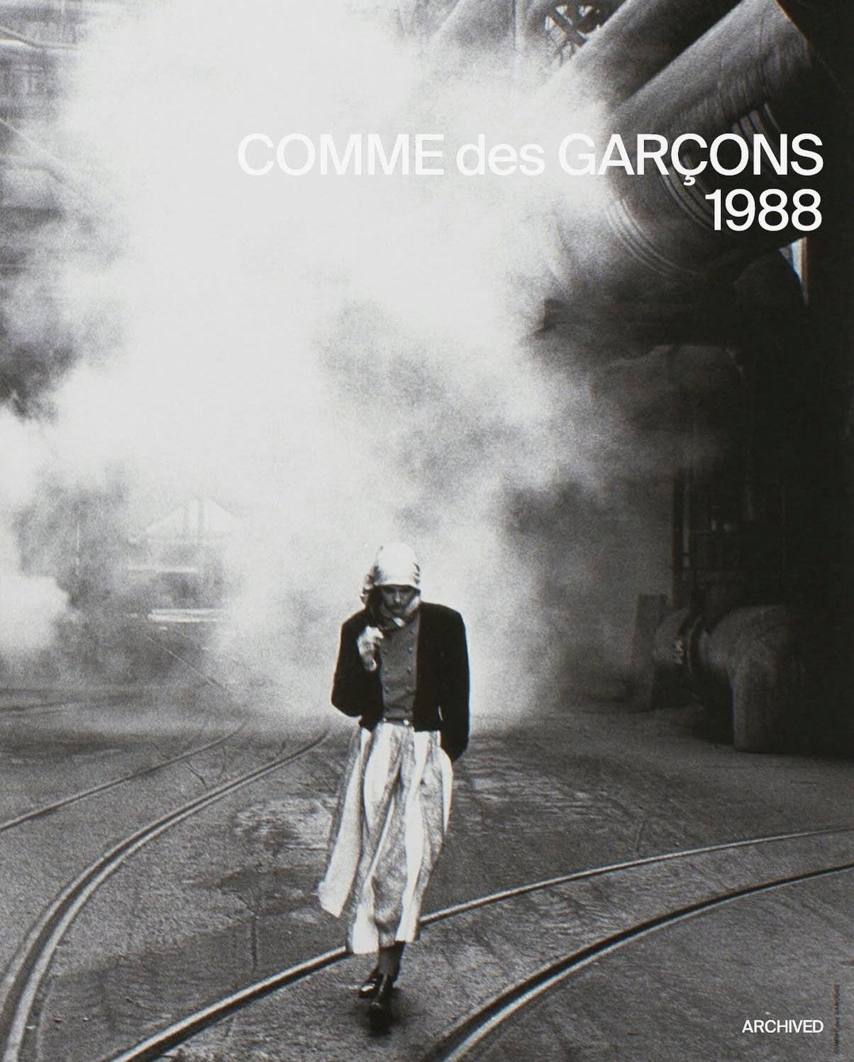 COMME des GARÇONS F/W1988 “Red Is Black” - Chain-Button Wool Bolero Jacket